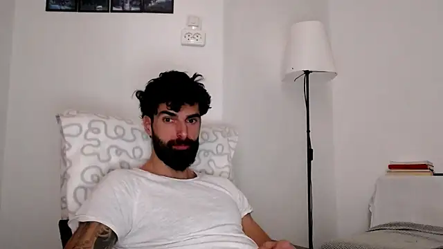 Verycutex online show from February 21, 2026, 8:48 am