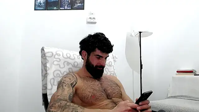 Verycutex online show from February 25, 2026, 7:01 pm