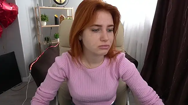 Snapshot of EmilyFoxxi chatting on March 8, 2025, 6:32 am EmilyFoxxi online show from March 8, 2025, 6:32 am