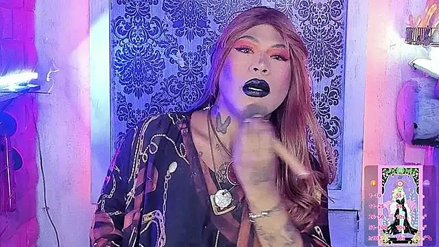 tsviolett online show from November 5, 2025, 6:41 pm