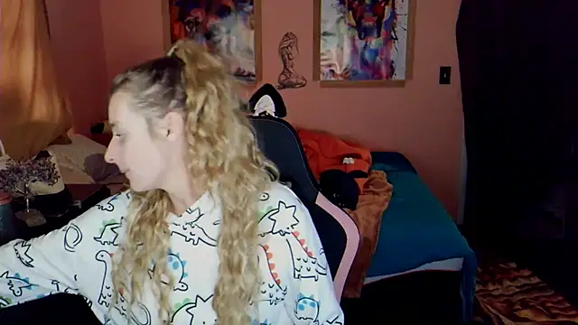 AsiaGoesPro online show from January 11, 2026, 2:33 pm