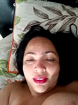 NIKOLE1301 online show from January 5, 2025, 6:35 pm