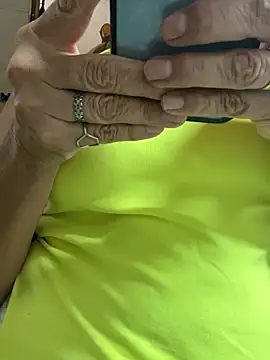 camelia3 online show from February 11, 2025, 6:11 pm