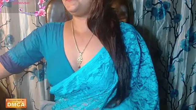 Snapshot of Ria_fun chatting on October 7, 2025, 8:06 pm Ria fun online show from October 7, 2025, 8:06 pm