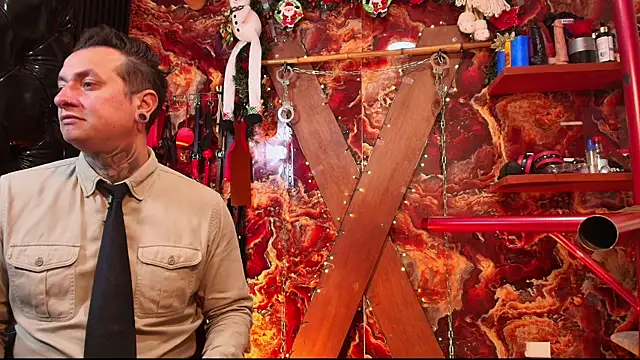 boy n girl online show from December 18, 2025, 6:25 pm