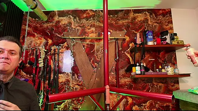 boy n girl online show from March 20, 2026, 9:14 am