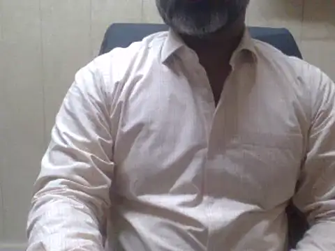 Snapshot of hairymaster95 chatting on February 20, 2025, 4:07 am hairymaster95 online show from February 20, 2025, 4:07 am