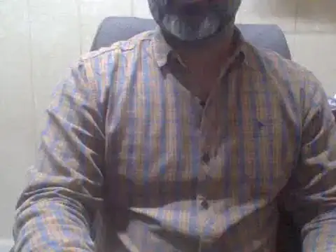 Snapshot of hairymaster95 chatting on February 28, 2025, 6:21 am hairymaster95 online show from February 28, 2025, 6:21 am
