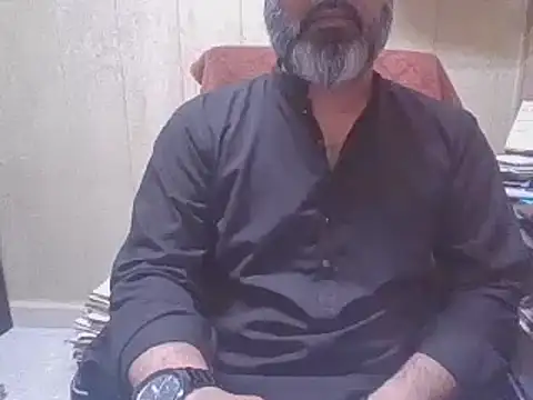 hairymaster95 online show from October 2, 2025, 3:35 am