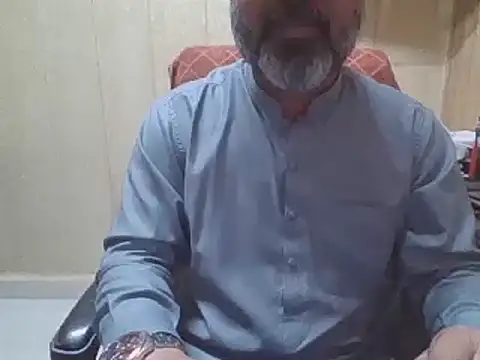 hairymaster95 online show from February 26, 2026, 7:07 am