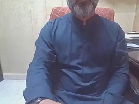 hairymaster95 online show from April 4, 2026, 4:00 am