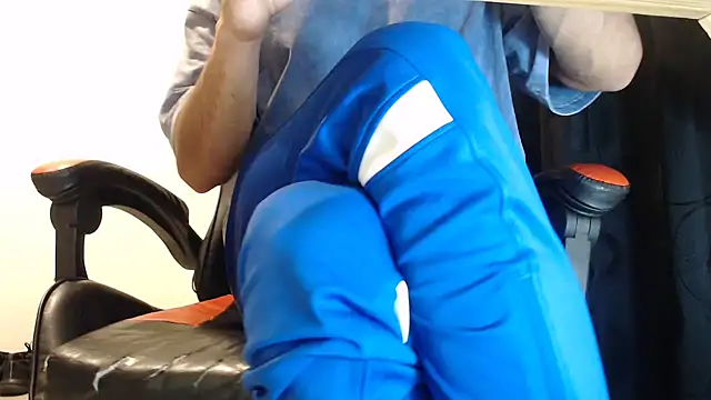 ErosFindomKing online show from January 11, 2026, 3:00 am