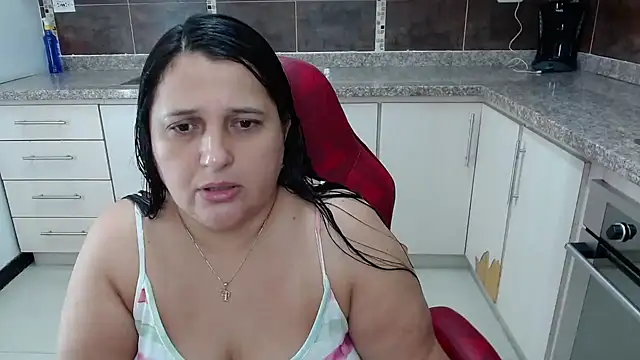 Snapshot of Kerly_Doll chatting on January 10, 2025, 11:43 am Kerly Doll online show from January 10, 2025, 11:43 am