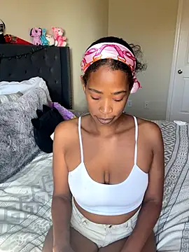 Cum2Charm online show from September 23, 2025, 5:05 pm