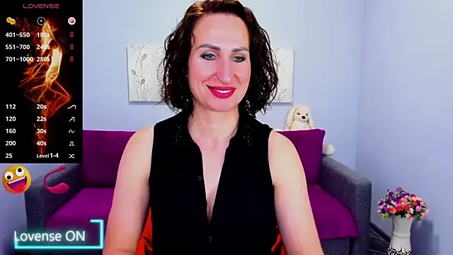 Nia Smithh online show from October 4, 2025, 5:38 am