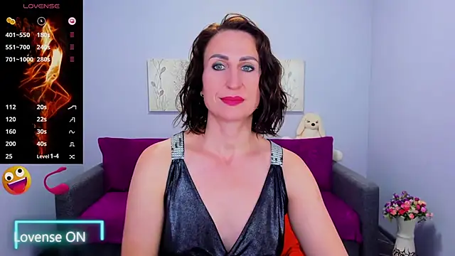 Nia Smithh online show from October 22, 2025, 12:38 pm