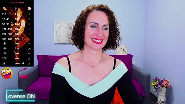 Nia Smithh online show from November 7, 2025, 1:33 pm