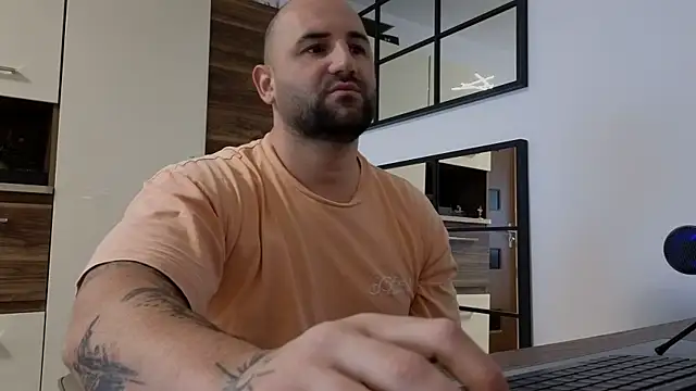 moonjoey online show from April 22, 2026, 5:54 am