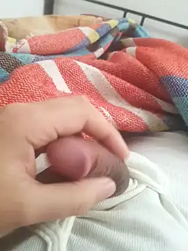 Ummfuss1 online show from January 18, 2025, 4:53 pm