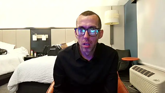 Snapshot of smokenstrokex chatting on October 6, 2025, 3:15 am smokenstrokex online show from October 6, 2025, 3:15 am