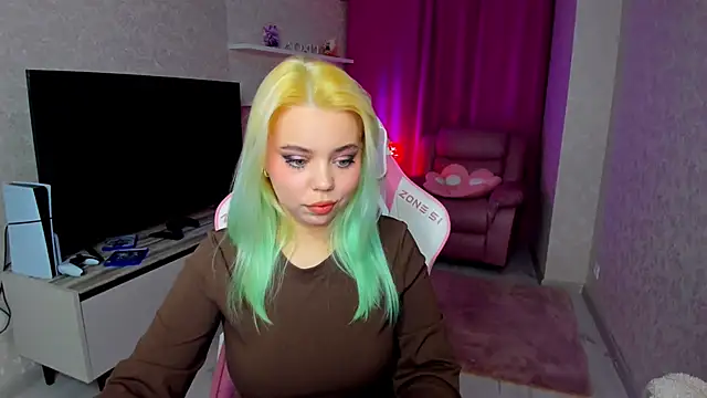 EnergyBunny 1 online show from November 22, 2025, 5:23 pm