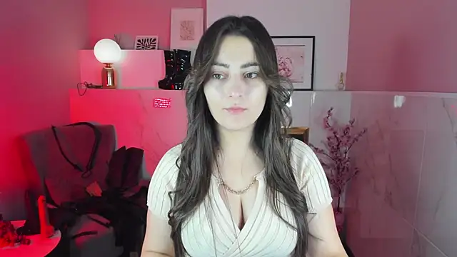 KylieMellow online show from October 13, 2025, 5:18 am