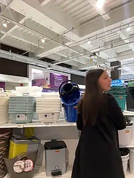 Alyshanon18 online show from April 2, 2026, 9:01 pm