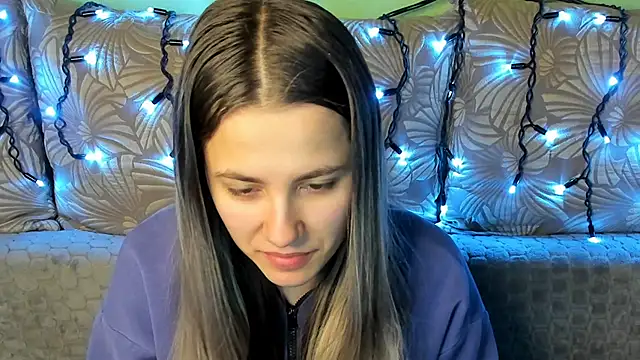 MaggieCake online show from February 7, 2026, 5:33 am