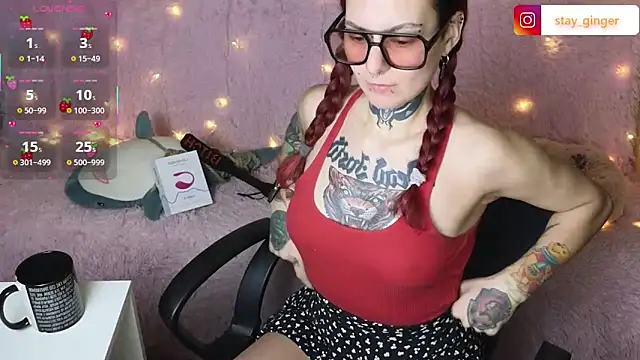 Snapshot of Ginger_Stay chatting on February 7, 2025, 9:47 am Ginger Stay online show from February 7, 2025, 9:47 am