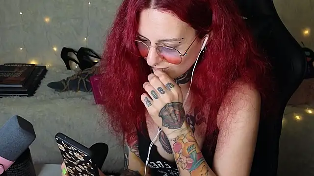 Snapshot of Ginger_Stay chatting on September 21, 2025, 8:54 pm Ginger Stay online show from September 21, 2025, 8:54 pm