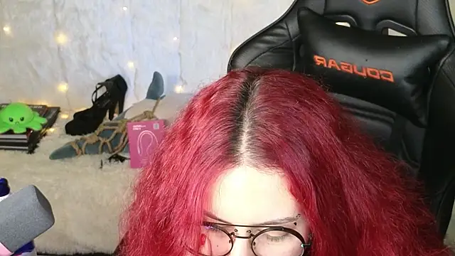 Ginger Stay online show from October 18, 2025, 11:33 am