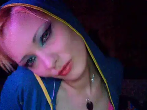WildMissNiks online show from February 1, 2025, 3:18 pm
