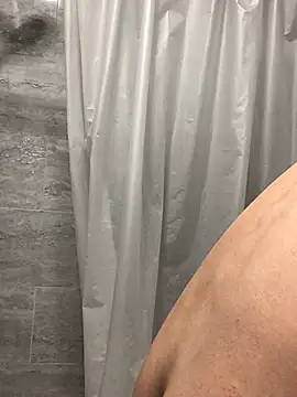 69RIPsta69 online show from February 6, 2025, 6:29 am