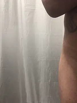 69RIPsta69 online show from October 10, 2025, 3:27 am