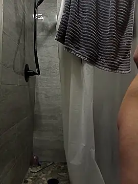 69RIPsta69 online show from November 29, 2025, 10:07 am