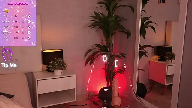 alicialittle online show from March 3, 2025, 11:03 pm