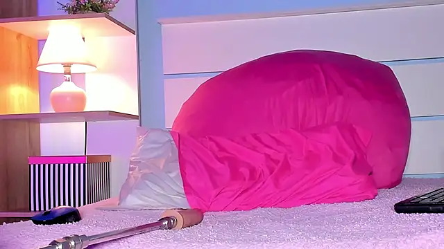 alicialittle online show from March 10, 2025, 8:23 pm