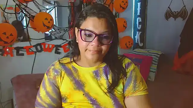 Selenna01 online show from October 29, 2025, 3:14 pm