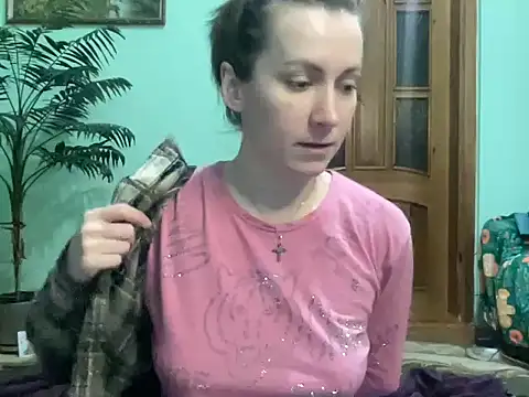 AngelTough20 online show from April 10, 2026, 11:31 pm