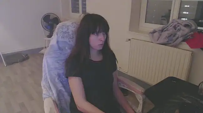 missthon0 online show from December 23, 2024, 4:39 pm