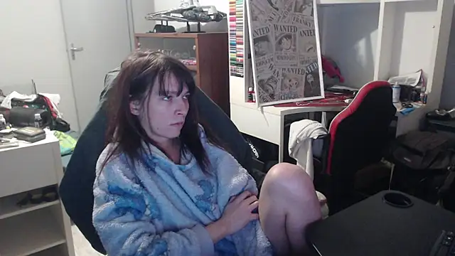 missthon0 online show from February 5, 2026, 7:40 pm