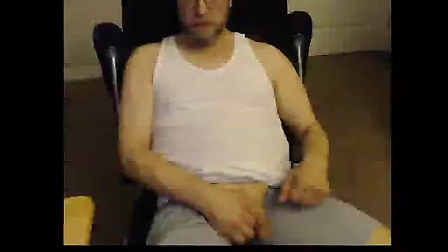 Snapshot of daveletsplay chatting on December 3, 2025, 3:58 am daveletsplay online show from December 3, 2025, 3:58 am