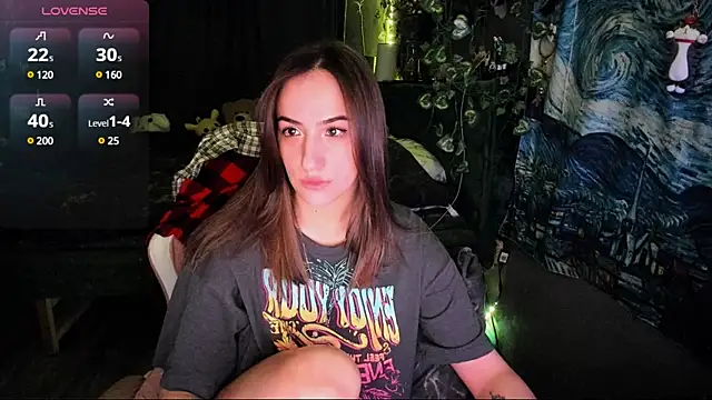 Snapshot of Selbi_Paine chatting on January 19, 2025, 11:21 pm Selbi Paine online show from January 19, 2025, 11:21 pm