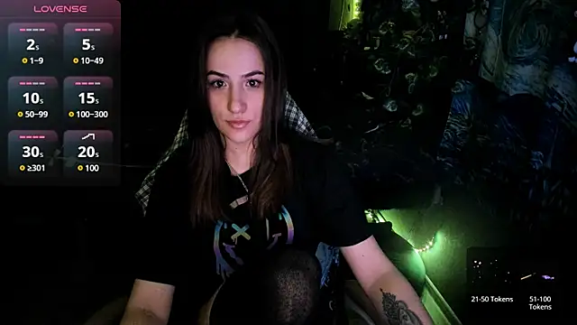 Snapshot of Selbi_Paine chatting on March 19, 2025, 11:36 pm Selbi Paine online show from March 19, 2025, 11:36 pm