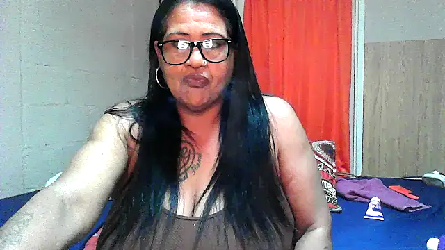 Snapshot of boobynatz chatting on October 16, 2025, 12:00 am boobynatz online show from October 16, 2025, 12:00 am