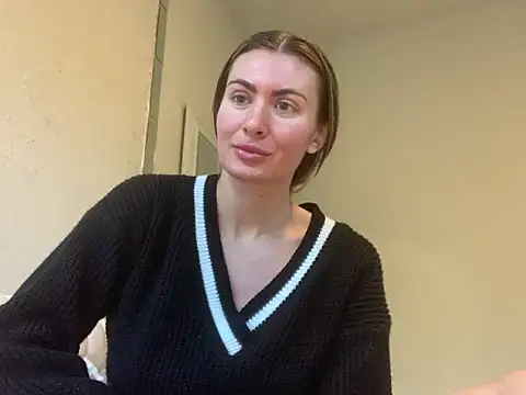 Snapshot of Alyssa_rhoades chatting on November 10, 2025, 10:53 pm Alyssa rhoades online show from November 10, 2025, 10:53 pm