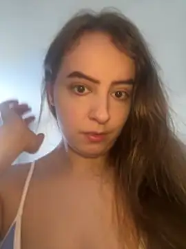 Snapshot of eleonoree chatting on June 19, 2026, 3:38 pm eleonoree online show from June 19, 2026, 3:38 pm