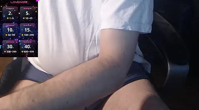 Snapshot of steffencamboy chatting on December 26, 2024, 9:44 am steffencamboy online show from December 26, 2024, 9:44 am