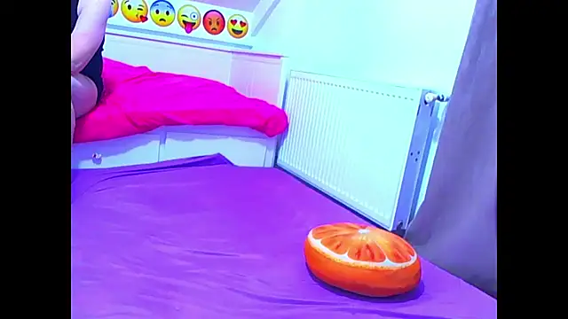 Snapshot of evehotty chatting on February 13, 2026, 8:05 pm evehotty online show from February 13, 2026, 8:05 pm