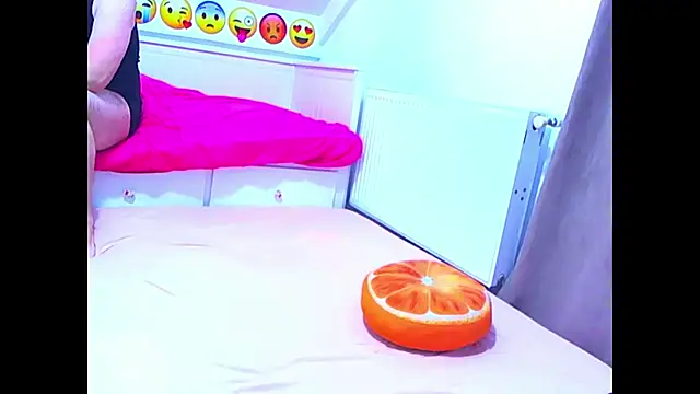 Snapshot of evehotty chatting on March 2, 2026, 8:04 pm evehotty online show from March 2, 2026, 8:04 pm